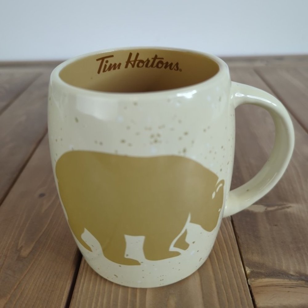 Tim Hortons 2016 Limited Edition Polar Bear Print Coffee Mug